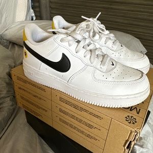 Nike Air Force like new